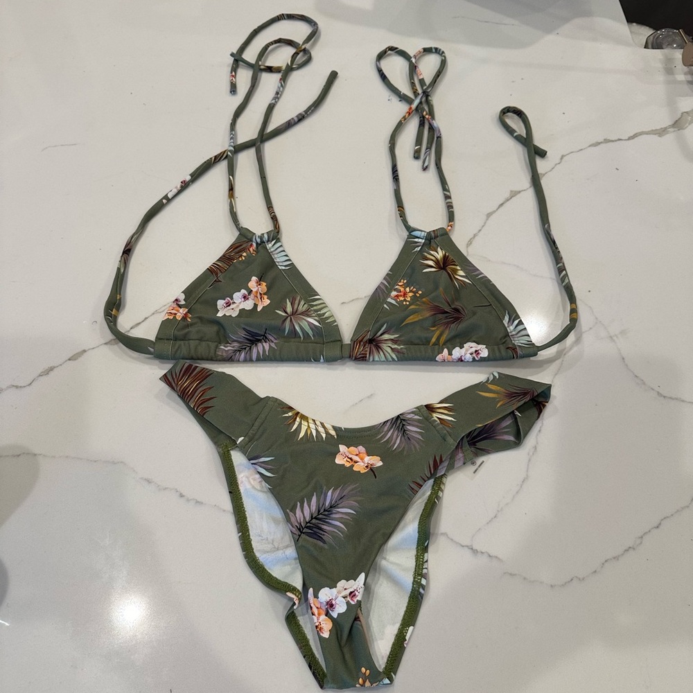 Montce Bikini